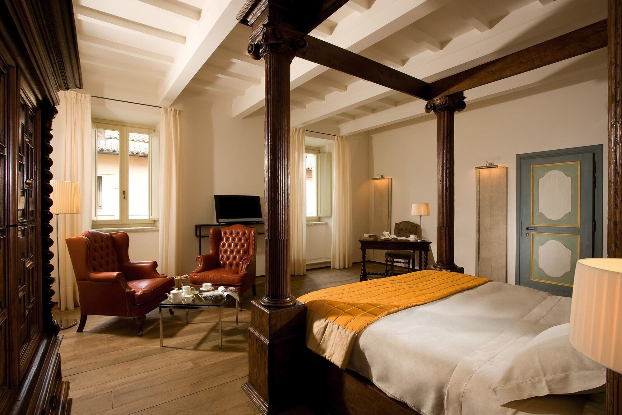 Relais & Chateaux Palazzo Seneca Норчія Екстер'єр фото
