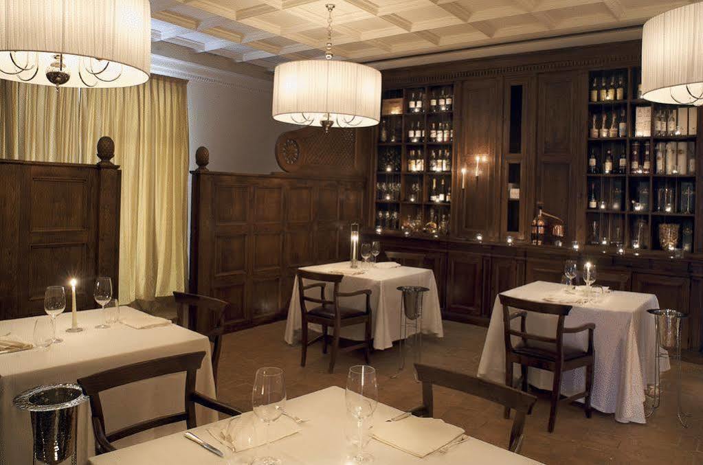 Relais & Chateaux Palazzo Seneca Норчія Екстер'єр фото