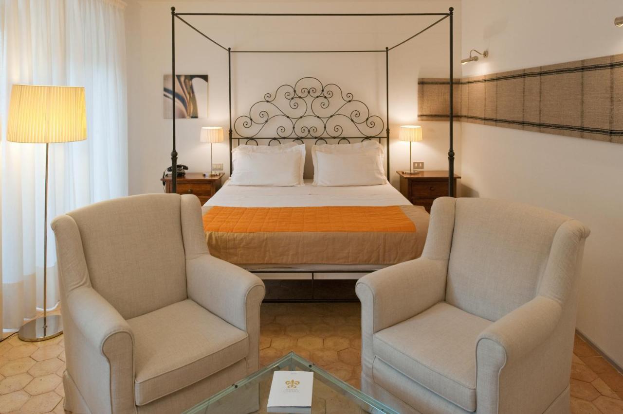 Relais & Chateaux Palazzo Seneca Норчія Екстер'єр фото